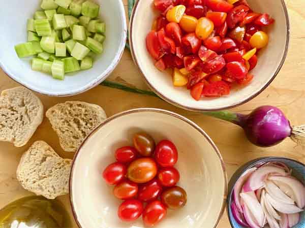 Panzanella - Tuscan summer bread salad