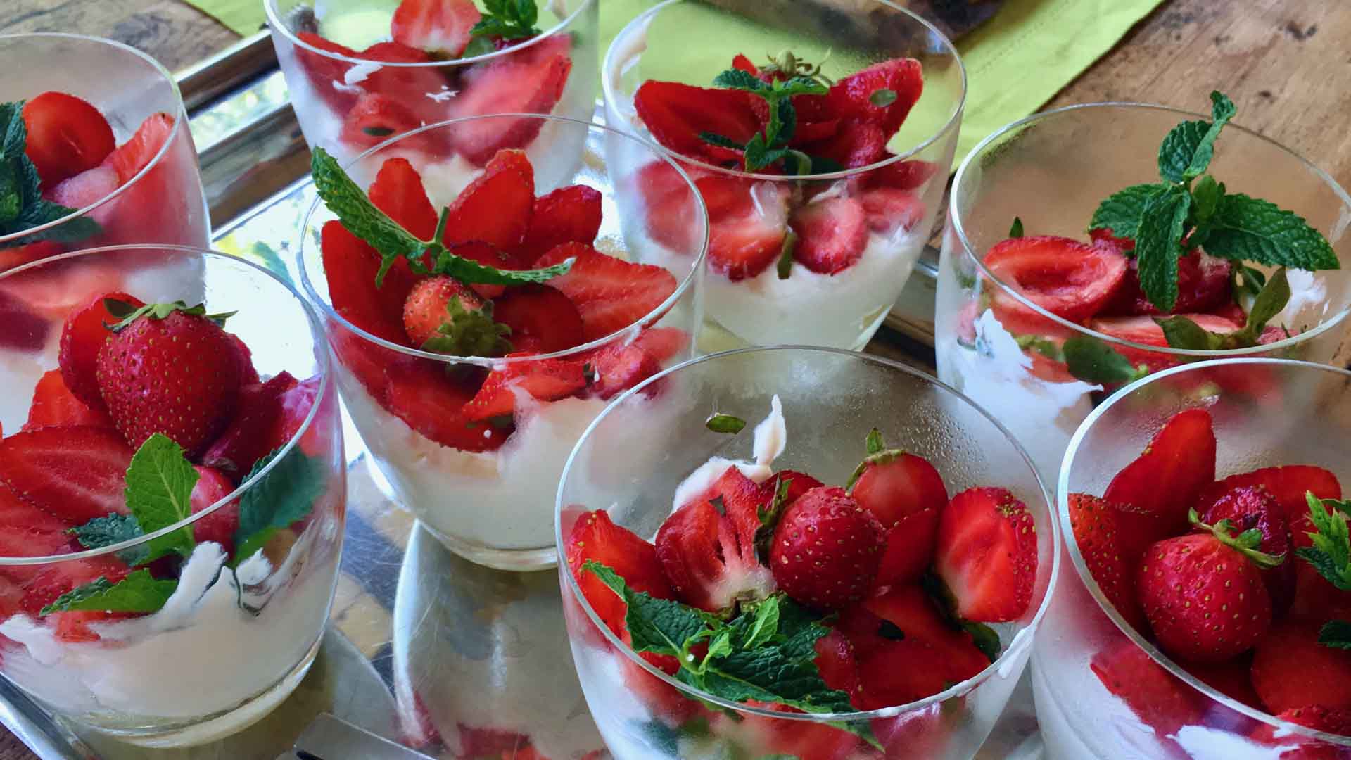 Ricotta mousse dessert