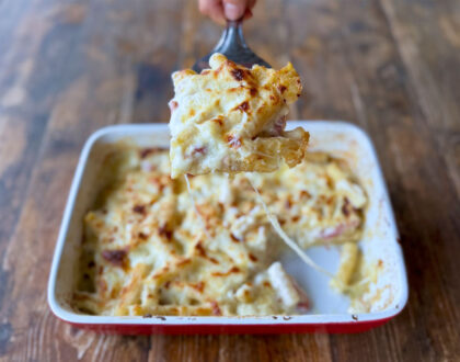 Cheesy Béchamel Baked Pasta
